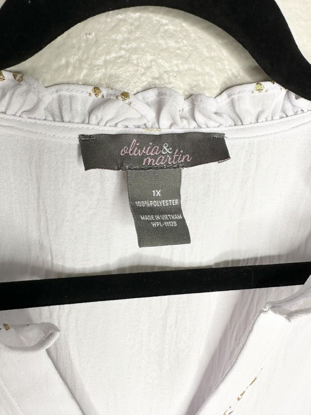 Olivia & Martin Shirt Womens 1X White Gold Foil Ruffle Split Neck Boho Blouse - Picture 3 of 5